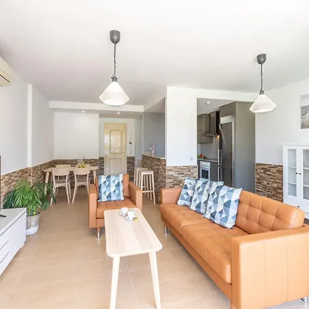 2 Bedroom In 別荘 *